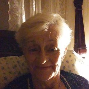 Meet your Posher, Eva